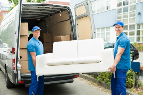 Professional packing and unpacking services in Peckham for a stress-free move