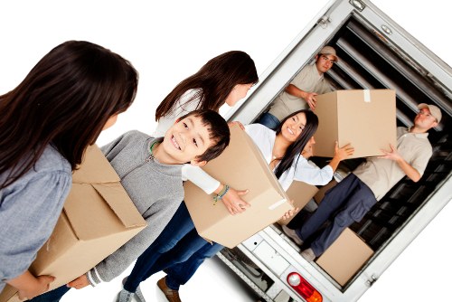 Van logistics and ethical labour compliance at Man With A Van Peckham