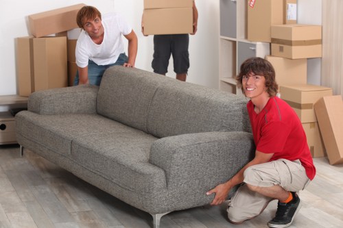 Careful packing and moving support for local homes