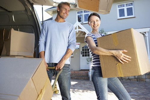 Local moving van service for homes and businesses in Peckham